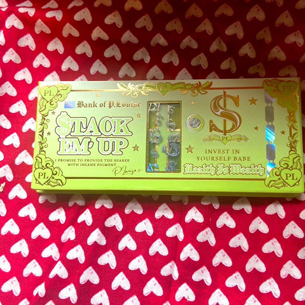 COPY - P Louise palette in Health is wealth💚🤑 Repost